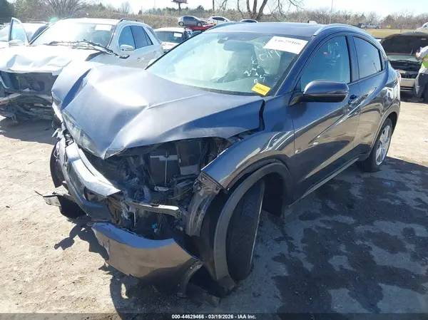 3CZRU6H73KM736019 2019 HONDA HR-V - Image 2