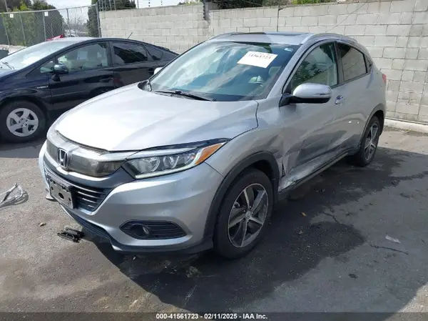 3CZRU6H73NM735330 2022 HONDA HR-V - Image 2