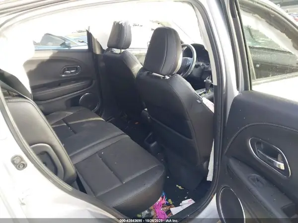 3CZRU6H73NM742679 2022 HONDA HR-V - Image 8