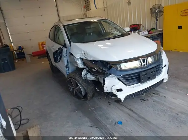 3CZRU6H73NM758171 2022 HONDA HR-V - Image 1