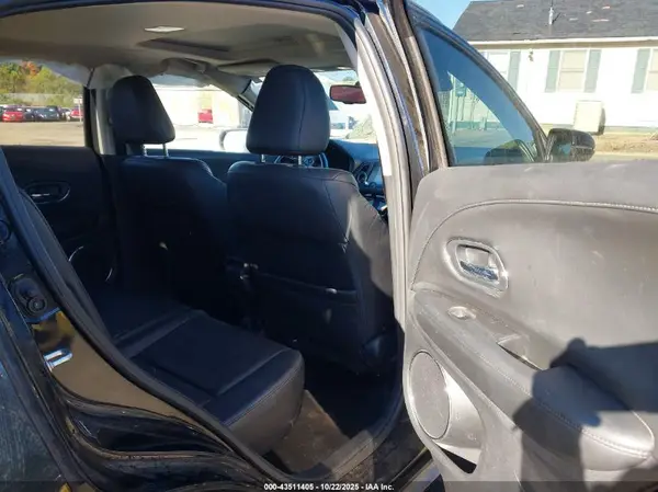 3CZRU6H74GM701223 2016 HONDA HR-V - Image 8