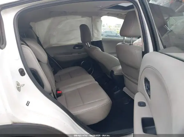 3CZRU6H74GM757369 2016 HONDA HR-V - Image 8