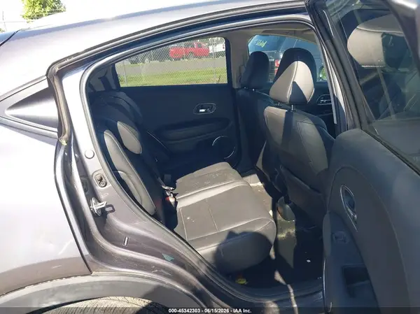 3CZRU6H74HM710229 2017 HONDA HR-V - Image 8