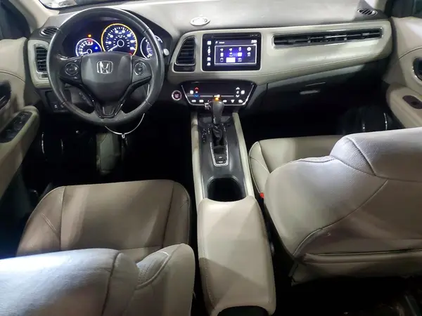 3CZRU6H74HM711140 2017 HONDA HR-V - Image 8