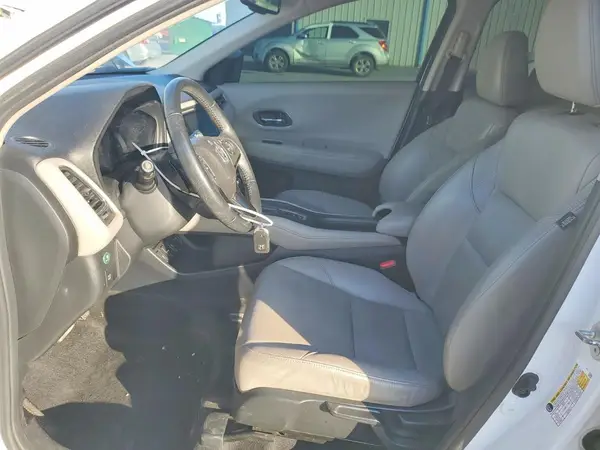 3CZRU6H74HM714040 2017 HONDA HR-V - Image 8