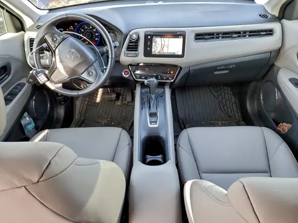 3CZRU6H74HM732151 2017 HONDA HR-V - Image 8