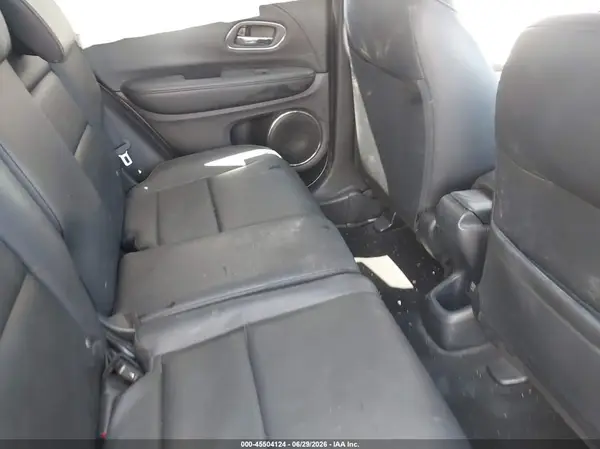 3CZRU6H74JM708051 2018 HONDA HR-V - Image 8