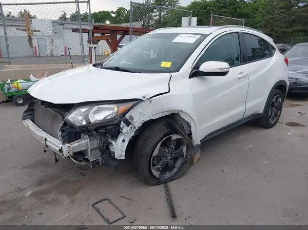 3CZRU6H74JM716506 2018 HONDA HR-V - Image 2