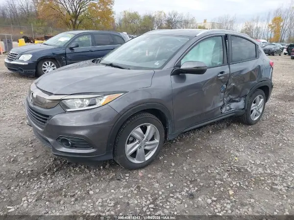 3CZRU6H74KM705295 2019 HONDA HR-V - Image 2