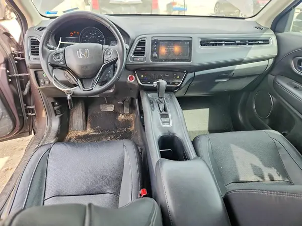 3CZRU6H74KM735848 2019 HONDA HR-V - Image 8