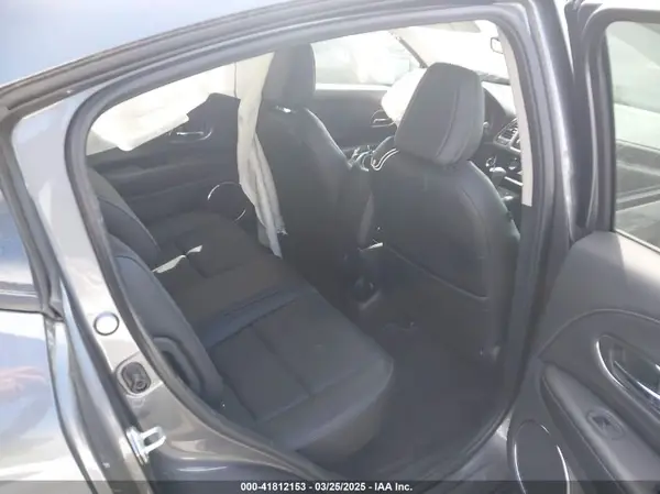 3CZRU6H74MM713769 2021 HONDA HR-V - Image 8