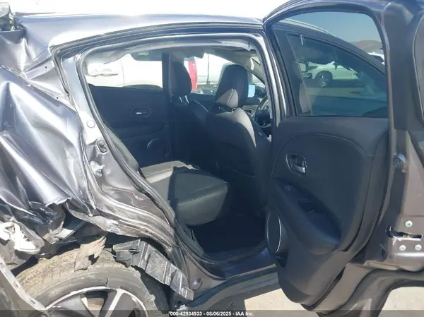 3CZRU6H74MM721015 2021 HONDA HR-V - Image 8