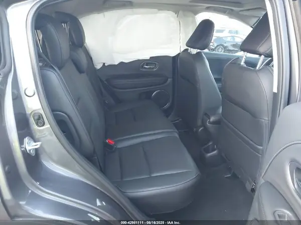 3CZRU6H74NM702384 2022 HONDA HR-V - Image 8