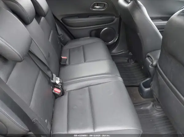 3CZRU6H74NM731223 2022 HONDA HR-V - Image 8