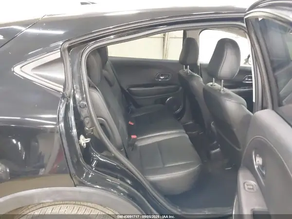 3CZRU6H75GM758093 2016 HONDA HR-V - Image 8