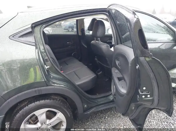 3CZRU6H75GM761043 2016 HONDA HR-V - Image 8