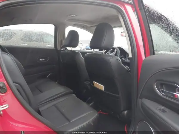 3CZRU6H75HM716816 2017 HONDA HR-V - Image 8