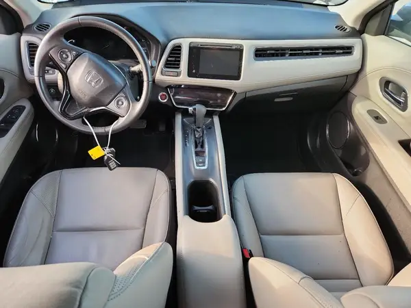 3CZRU6H75HM725662 2017 HONDA HR-V - Image 8