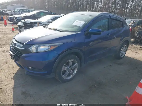 3CZRU6H75HM732014 2017 HONDA HR-V - Image 2