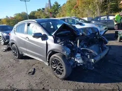 3CZRU6H75HM732899 2017 HONDA HR-V