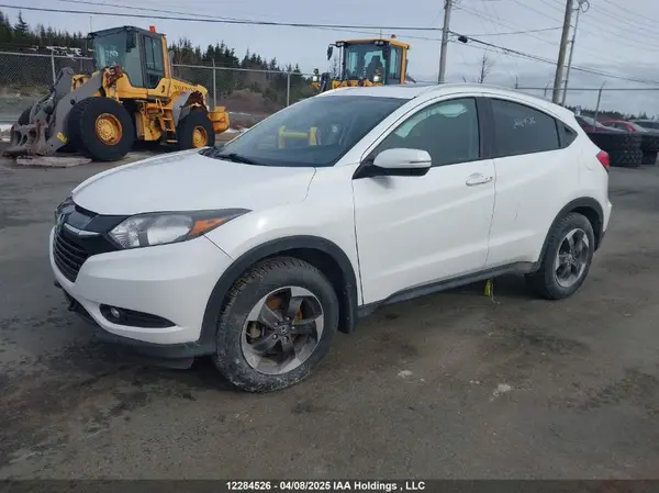 3CZRU6H75JM105707 2018 HONDA HR-V - Image 2