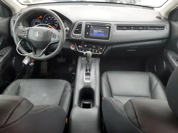 3CZRU6H75JM700556 2018 HONDA HR-V - Image 8