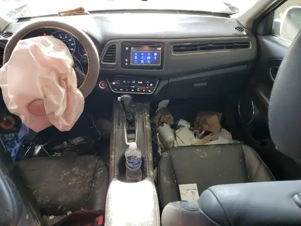3CZRU6H75JM701223 2018 HONDA HR-V - Image 8