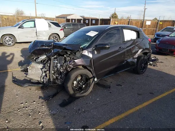 3CZRU6H75JM703411 2018 HONDA HR-V - Image 2