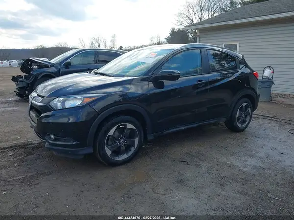 3CZRU6H75JM704882 2018 HONDA HR-V - Image 2
