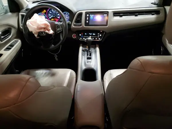 3CZRU6H75JM707118 2018 HONDA HR-V - Image 8