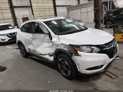 3CZRU6H75JM709449 2018 HONDA HR-V