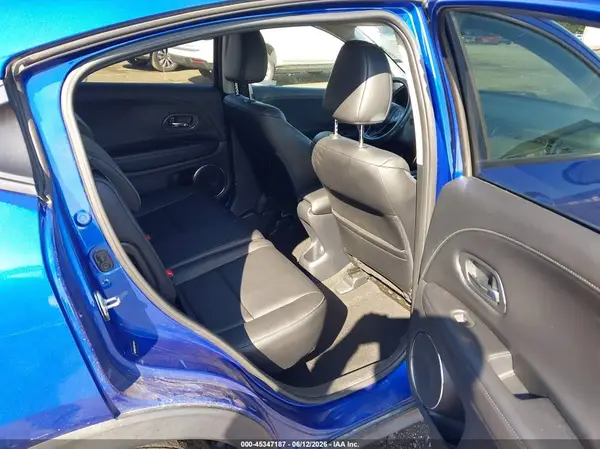 3CZRU6H75JM710374 2018 HONDA HR-V - Image 8