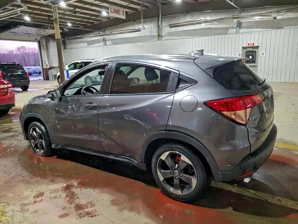 3CZRU6H75JM718085 2018 HONDA HR-V - Image 2