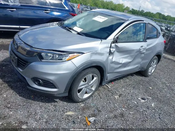 3CZRU6H75KM722378 2019 HONDA HR-V - Image 2