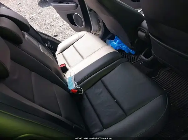 3CZRU6H75KM722378 2019 HONDA HR-V - Image 8