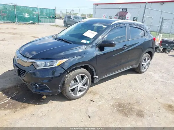 3CZRU6H75MM740110 2021 HONDA HR-V - Image 2