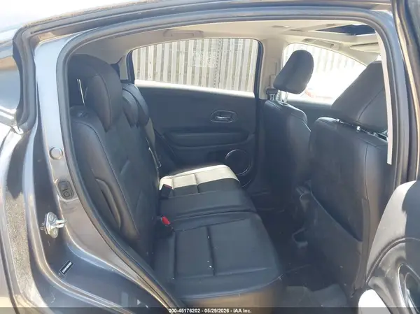 3CZRU6H76GM700882 2016 HONDA HR-V - Image 8