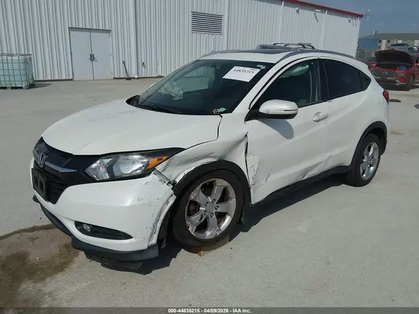 3CZRU6H76GM701062 2016 HONDA HR-V - Image 2