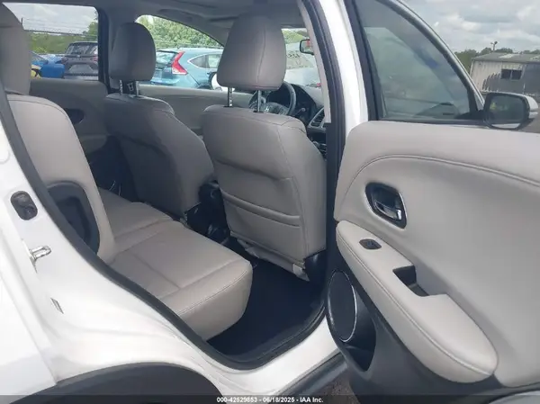 3CZRU6H76GM701353 2016 HONDA HR-V - Image 8