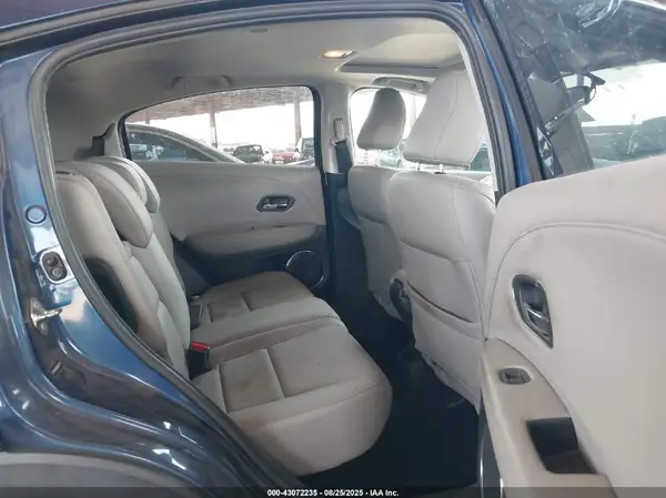 3CZRU6H76GM702714 2016 HONDA HR-V - Image 8