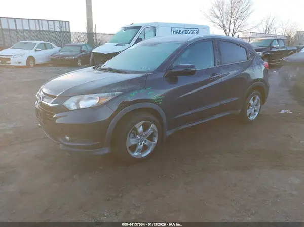 3CZRU6H76GM724549 2016 HONDA HR-V - Image 2