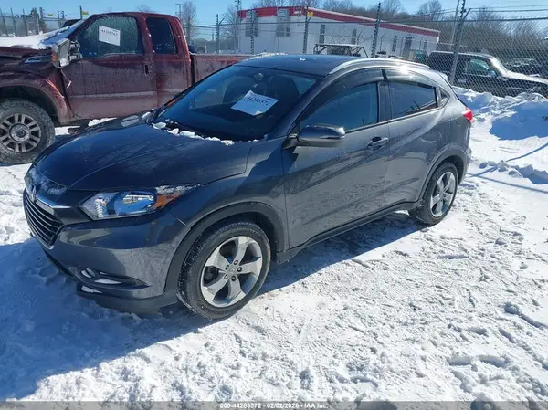 3CZRU6H76GM759561 2016 HONDA HR-V - Image 2
