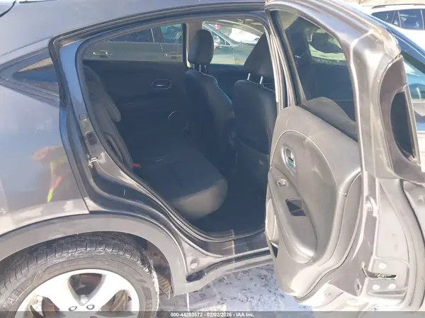 3CZRU6H76GM759561 2016 HONDA HR-V - Image 8