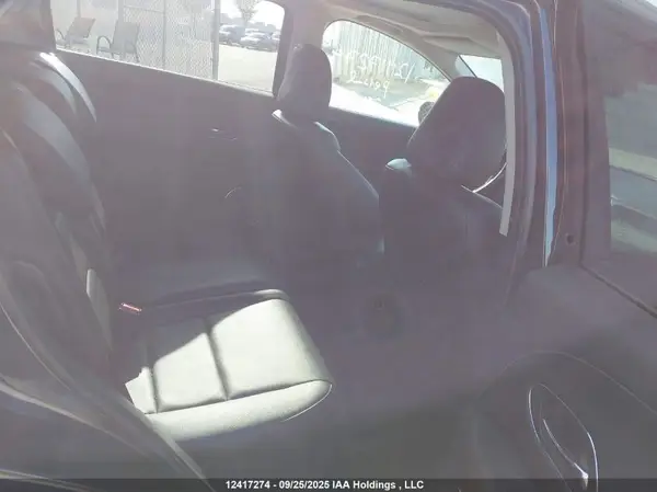 3CZRU6H76HM105581 2017 HONDA HR-V - Image 8