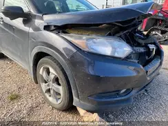 3CZRU6H76HM107475 2017 HONDA HR-V