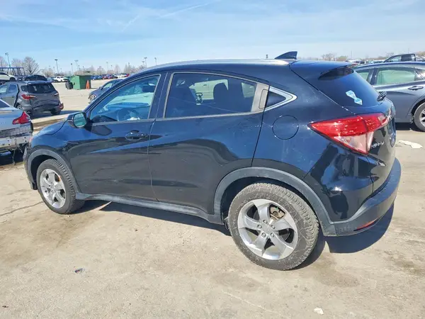 3CZRU6H76HM703606 2017 HONDA HR-V - Image 2
