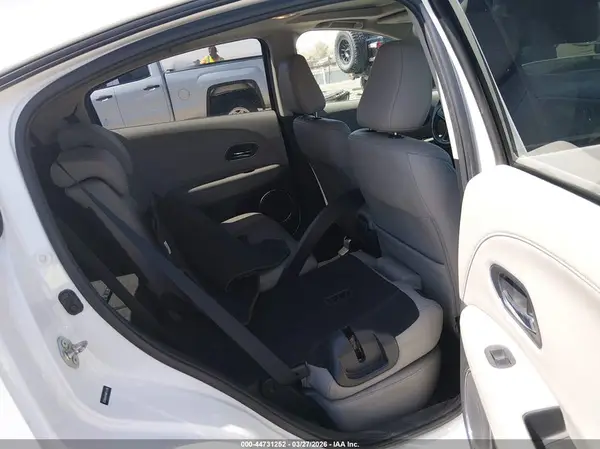 3CZRU6H76HM711138 2017 HONDA HR-V - Image 8