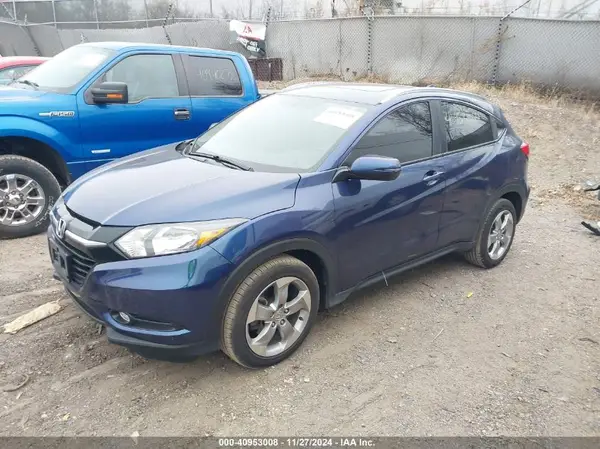 3CZRU6H76HM718154 2017 HONDA HR-V - Image 2