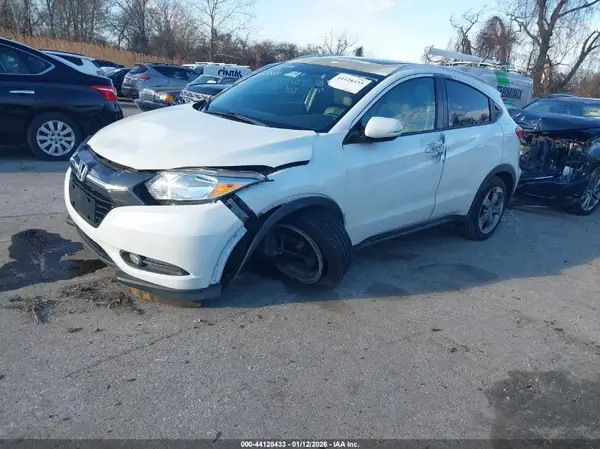 3CZRU6H76HM722849 2017 HONDA HR-V - Image 2