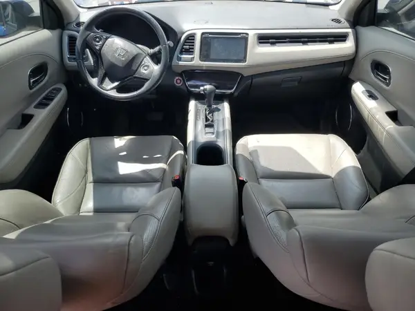 3CZRU6H76HM731986 2017 HONDA HR-V - Image 8